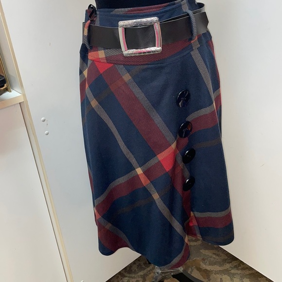 Dresses & Skirts - ZEHR NUR Collection Beautiful skirt with belt